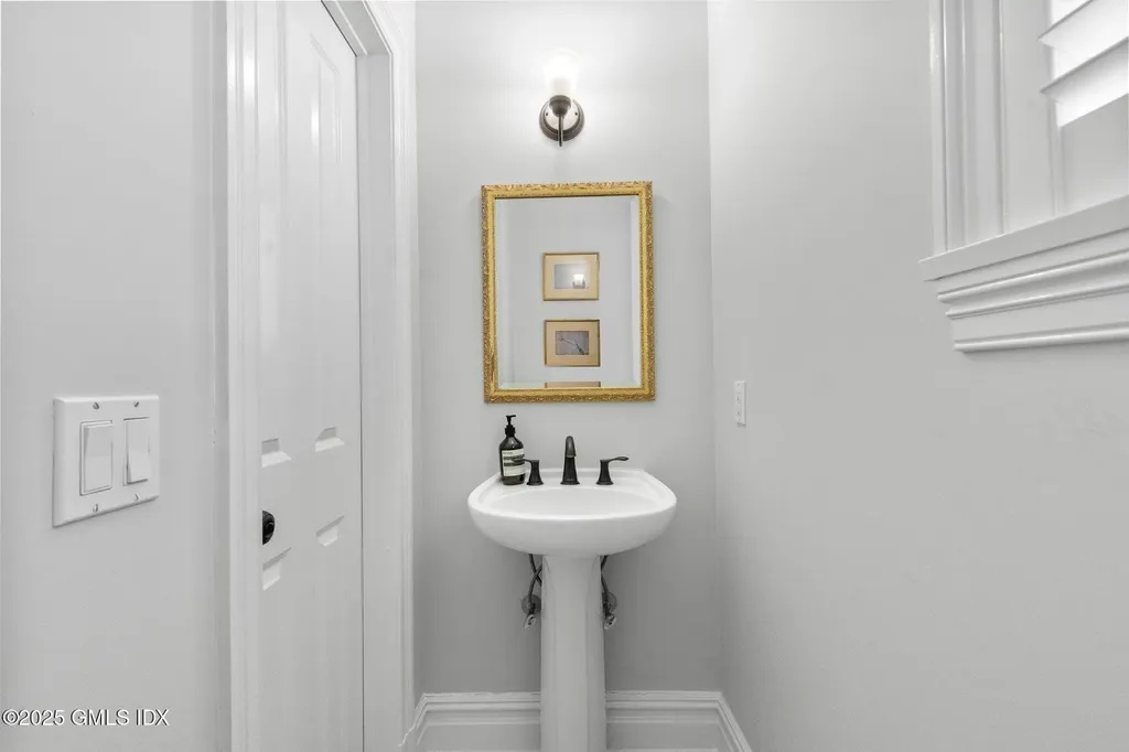 104 W Ritch Avenue Greenwich CT 06830