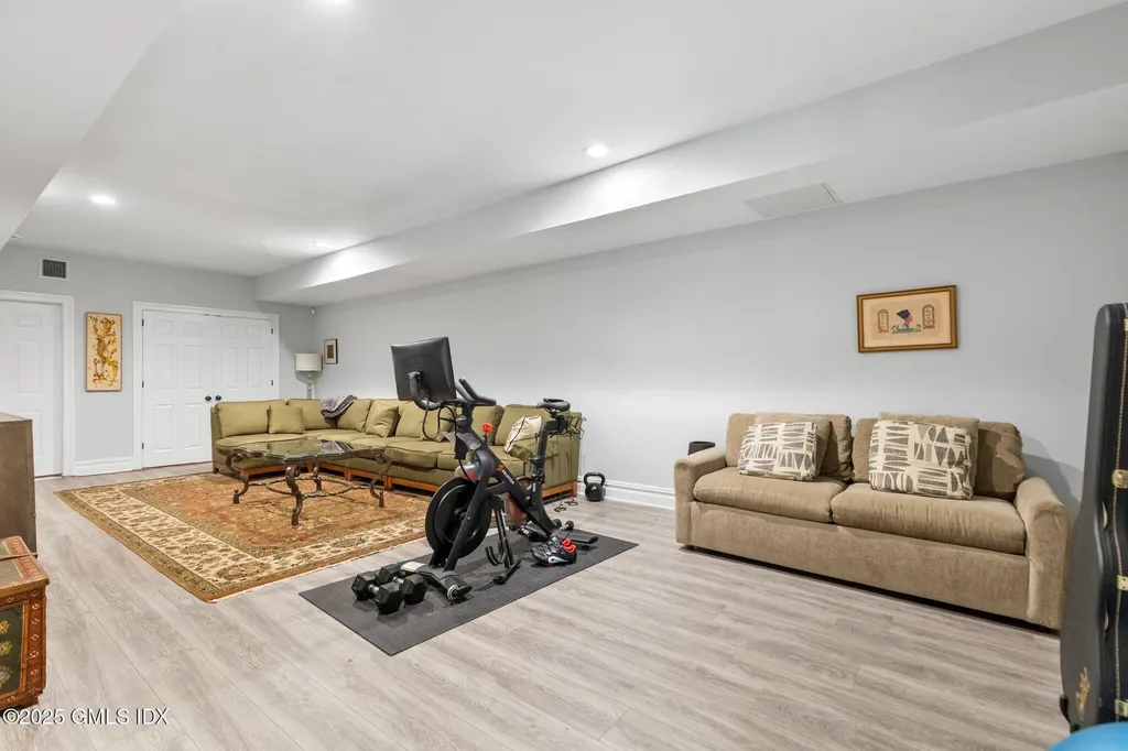 104 W Ritch Avenue Greenwich CT 06830