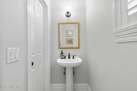 104 W Ritch Avenue Greenwich CT 06830