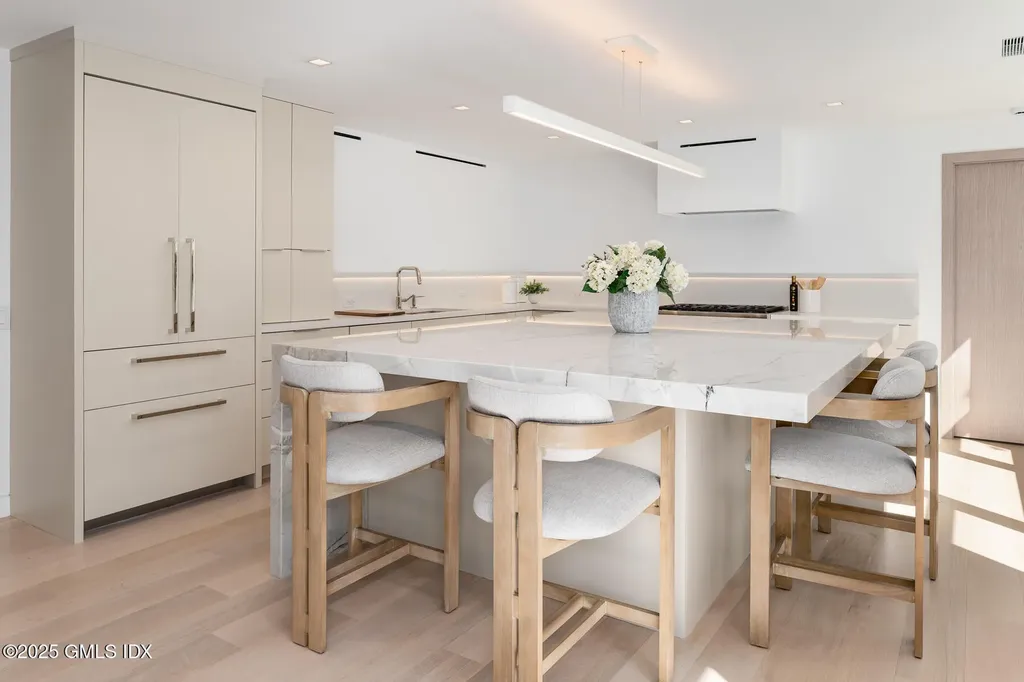 636 Steamboat Road Greenwich CT 06830