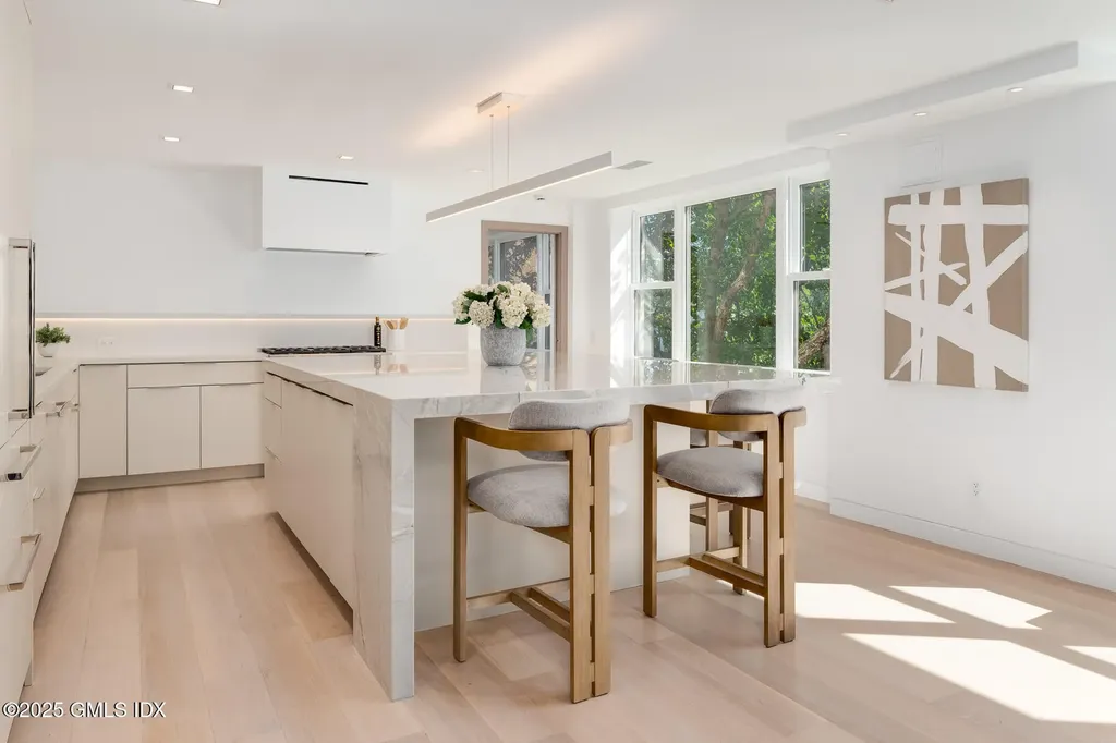 636 Steamboat Road Greenwich CT 06830