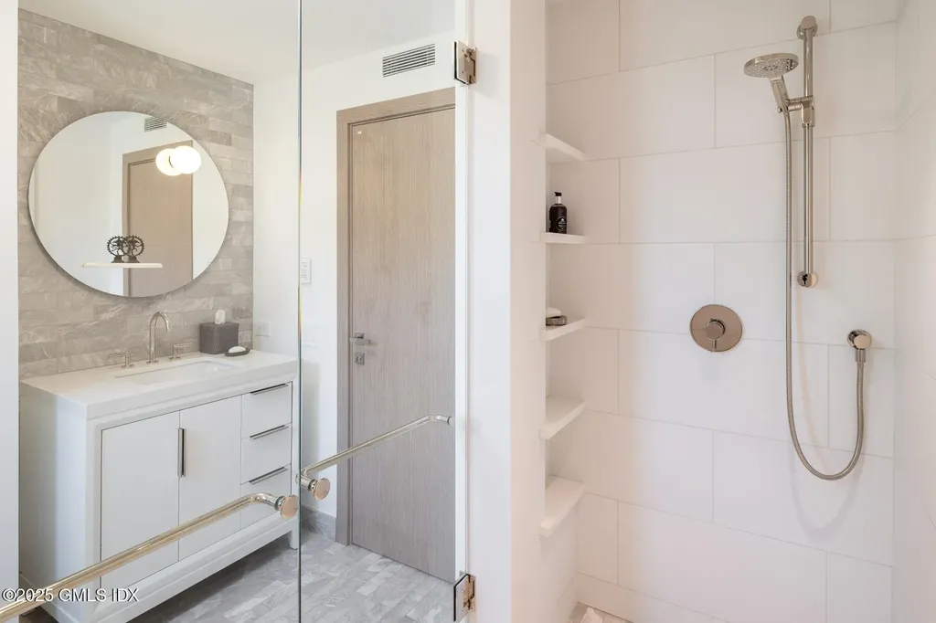 636 Steamboat Road Greenwich CT 06830