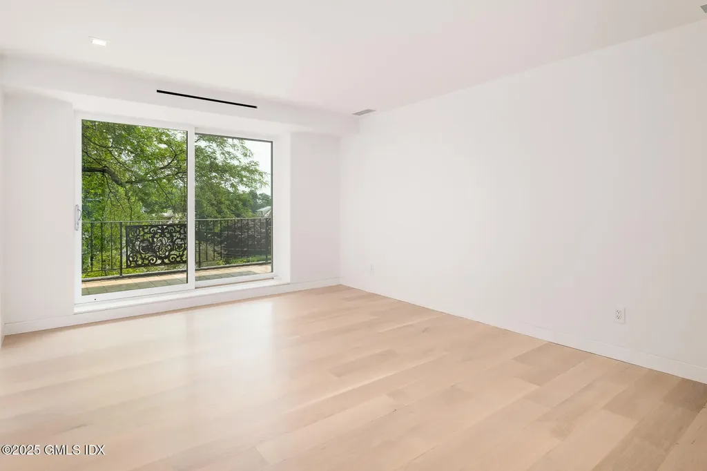 636 Steamboat Road Greenwich CT 06830