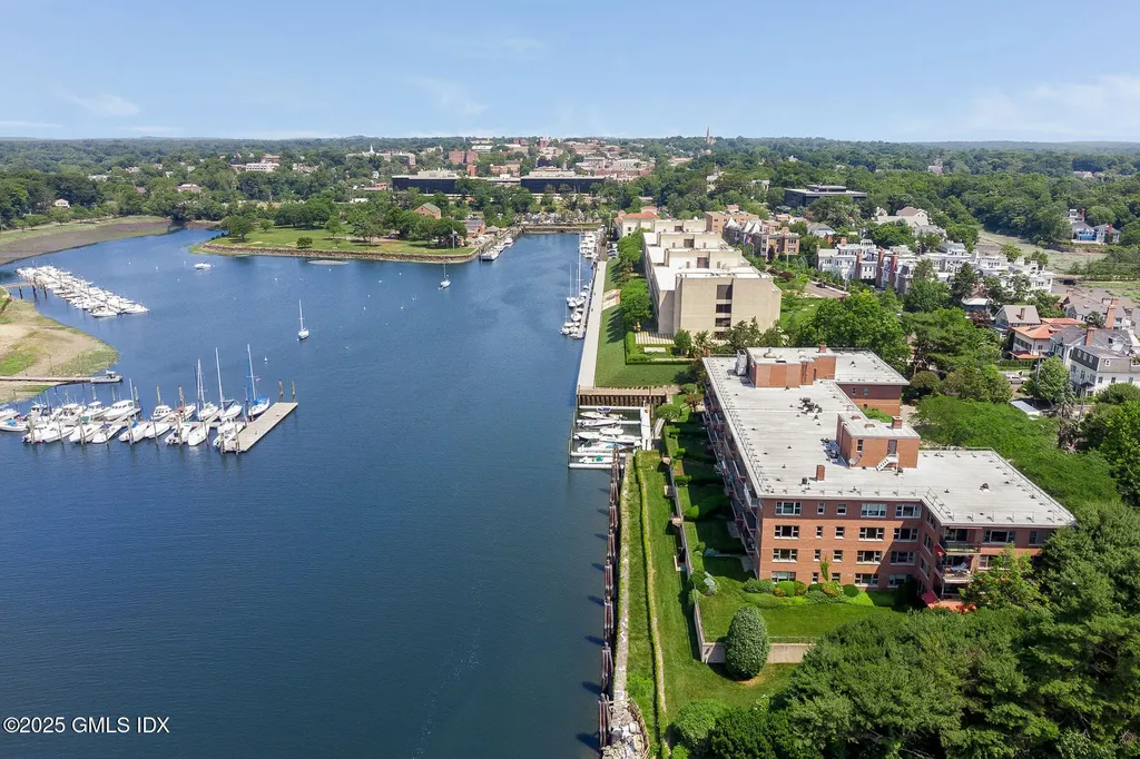 636 Steamboat Road Greenwich CT 06830