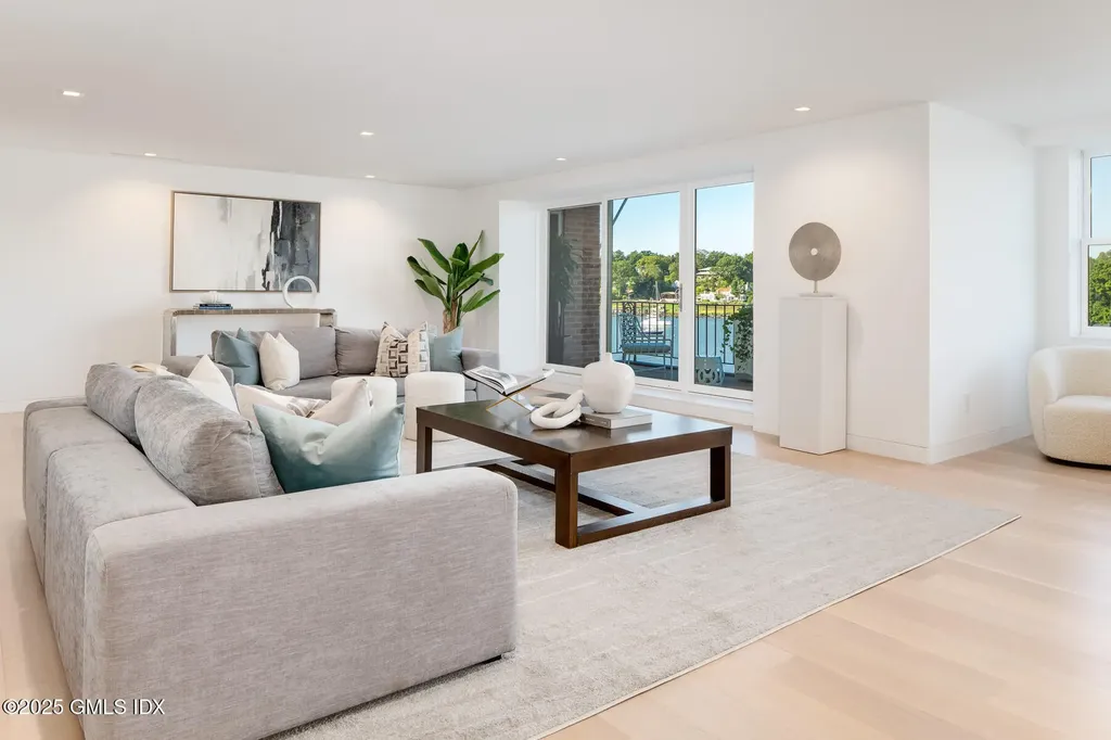 636 Steamboat Road Greenwich CT 06830