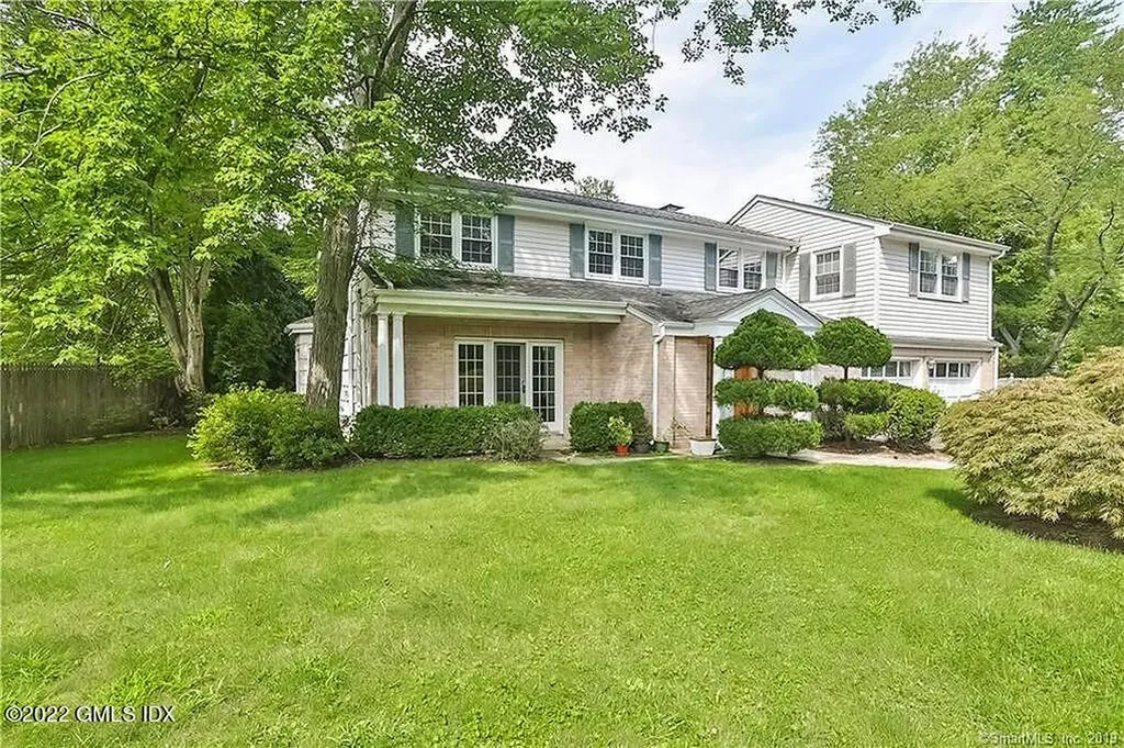 30 Split Timber Place Riverside CT 06878