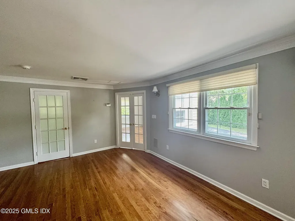 30 Split Timber Place Riverside CT 06878