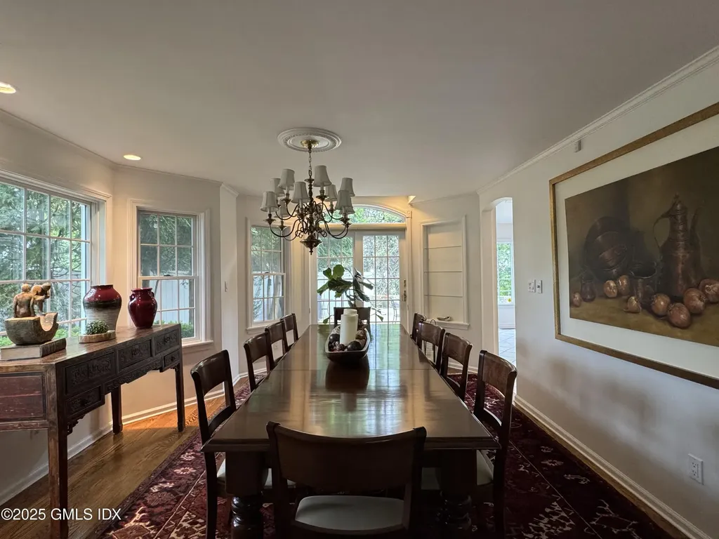 30 Split Timber Place Riverside CT 06878