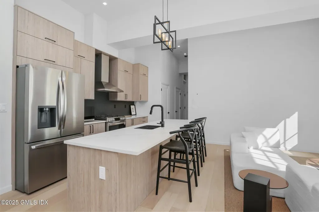 63 Church Street Greenwich CT 06830