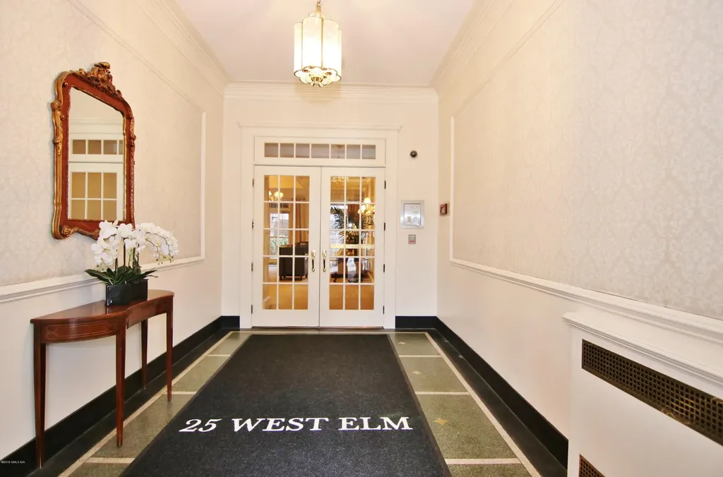 25 W Elm Street Greenwich CT 06830