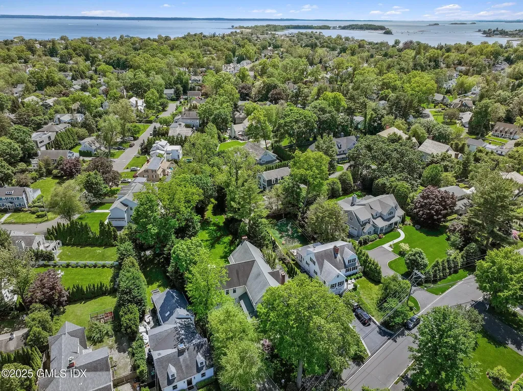 57 Lockwood Avenue Old Greenwich CT 06870