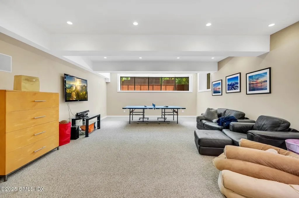 12 Stallion Trail Greenwich CT 06831