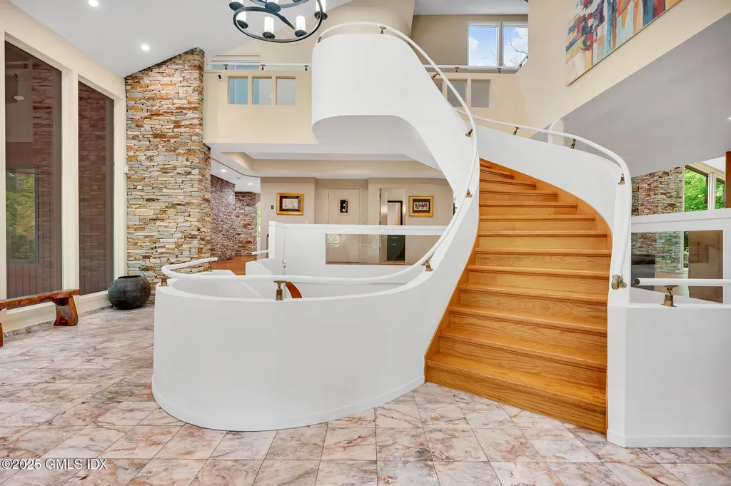 12 Stallion Trail Greenwich CT 06831