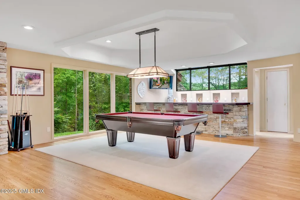 12 Stallion Trail Greenwich CT 06831