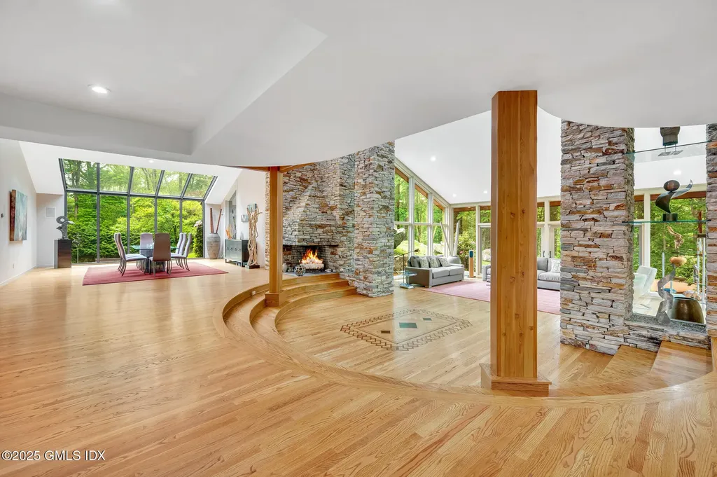 12 Stallion Trail Greenwich CT 06831