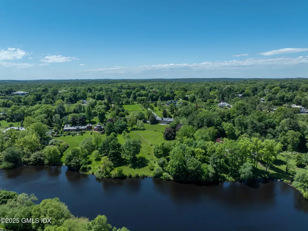 21 Aiken Road Greenwich CT 06831