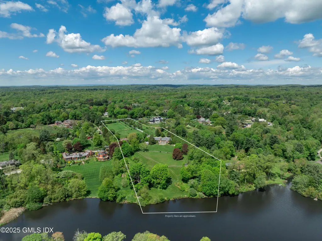 21 Aiken Road Greenwich CT 06831