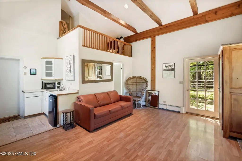 21 Aiken Road Greenwich CT 06831