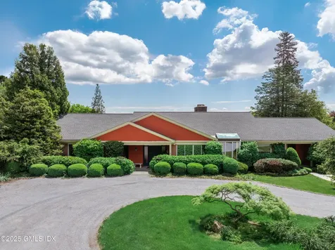 21 Aiken Road Greenwich CT 06831