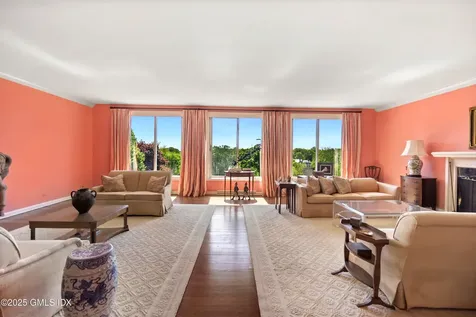 21 Aiken Road Greenwich CT 06831