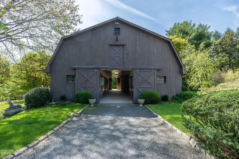 21 Aiken Road Greenwich CT 06831