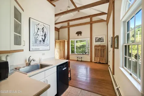 21 Aiken Road Greenwich CT 06831