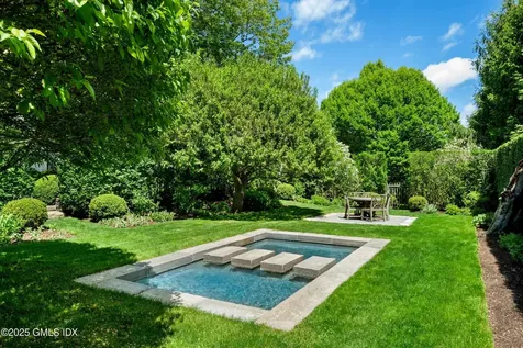 945 Oenoke Ridge New Canaan CT 06840
