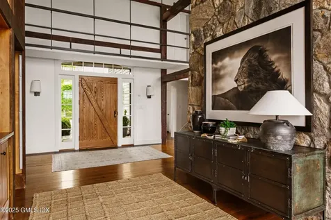 945 Oenoke Ridge New Canaan CT 06840
