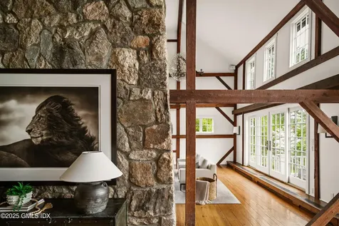 945 Oenoke Ridge New Canaan CT 06840