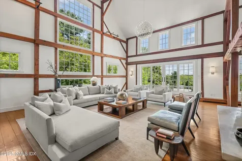 945 Oenoke Ridge New Canaan CT 06840
