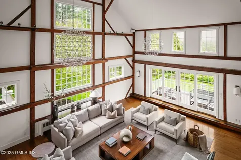 945 Oenoke Ridge New Canaan CT 06840