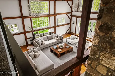 945 Oenoke Ridge New Canaan CT 06840