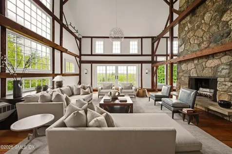 945 Oenoke Ridge New Canaan CT 06840