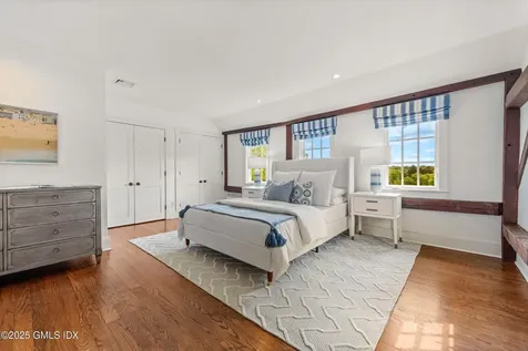 945 Oenoke Ridge New Canaan CT 06840