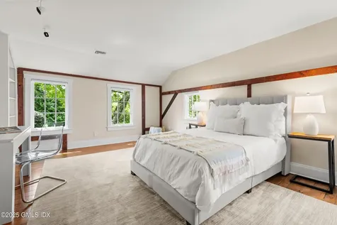 945 Oenoke Ridge New Canaan CT 06840