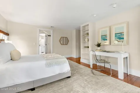 945 Oenoke Ridge New Canaan CT 06840