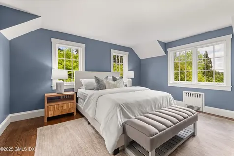 945 Oenoke Ridge New Canaan CT 06840