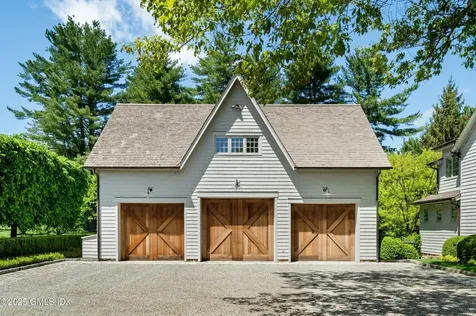 945 Oenoke Ridge New Canaan CT 06840