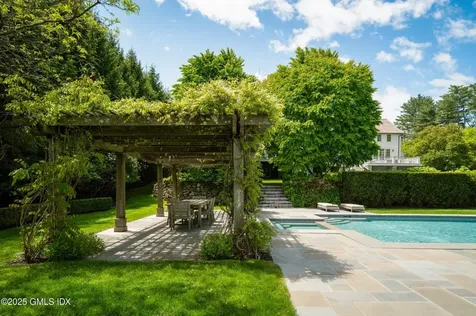 945 Oenoke Ridge New Canaan CT 06840