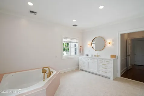 280 Round Hill Road Greenwich CT 06831