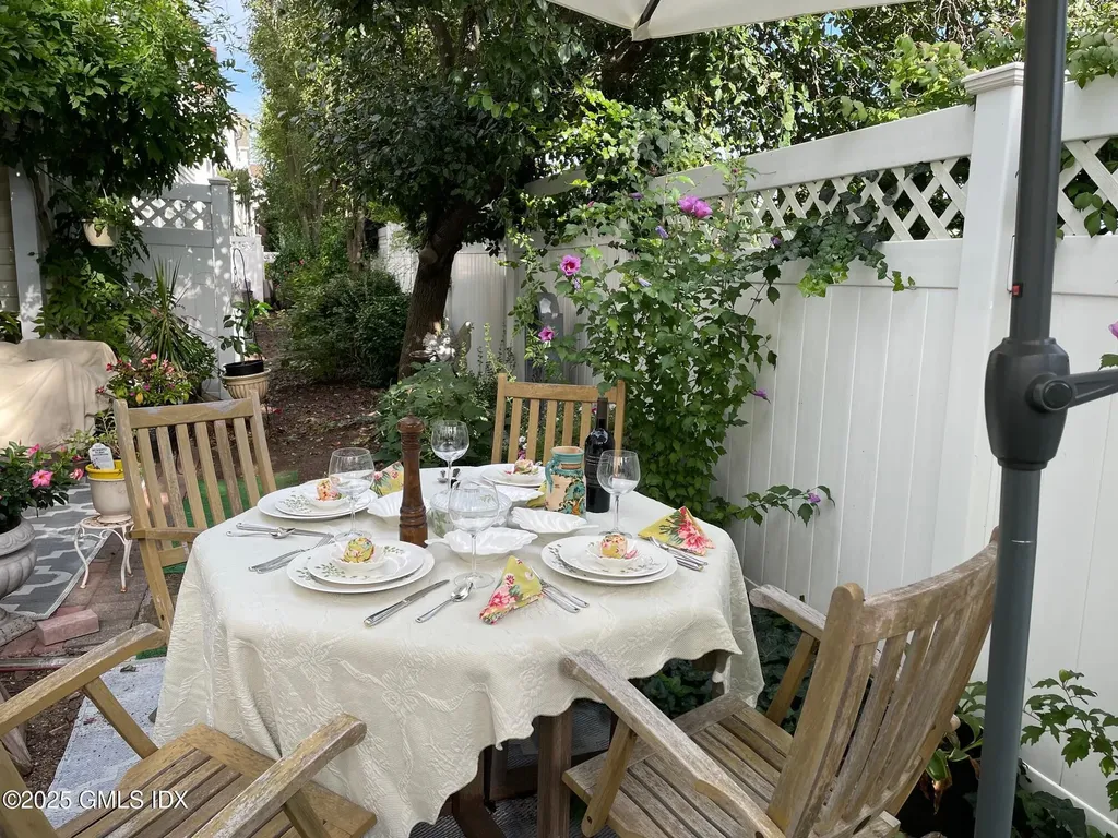 51 Forest Avenue Old Greenwich CT 06870