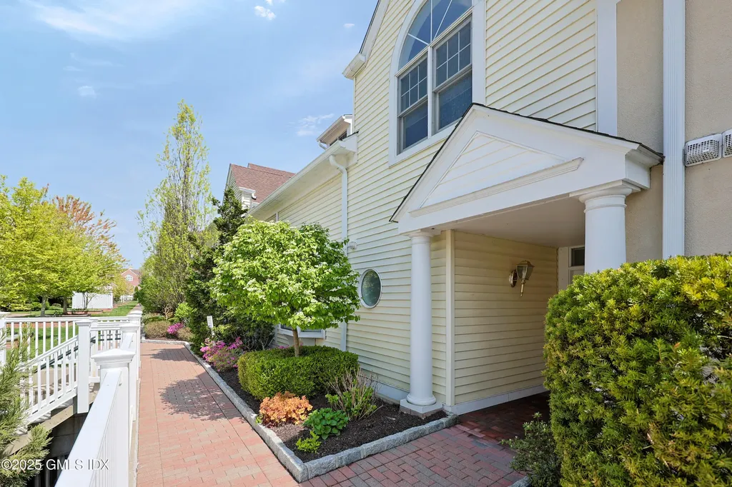 51 Forest Avenue Old Greenwich CT 06870