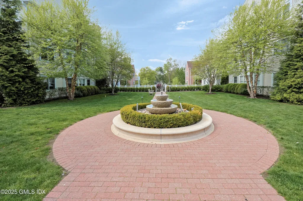 51 Forest Avenue Old Greenwich CT 06870