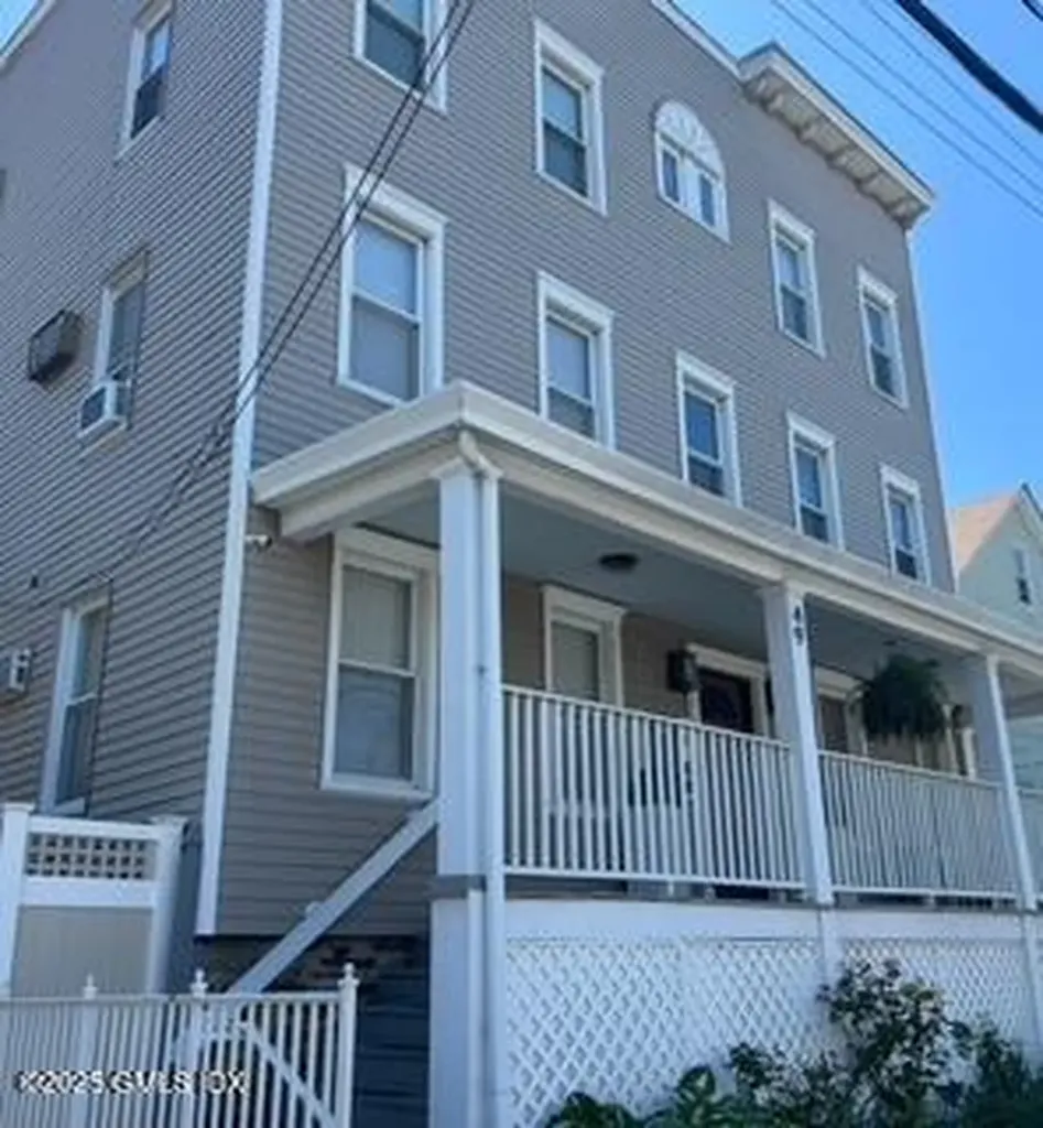 49 S Water Street Greenwich CT 06830
