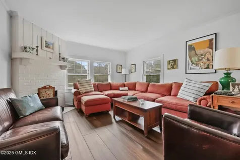 1 Cherry Lane Old Greenwich CT 06870