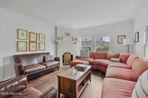 1 Cherry Lane Old Greenwich CT 06870