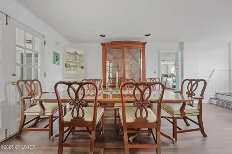 1 Cherry Lane Old Greenwich CT 06870