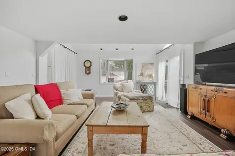 1 Cherry Lane Old Greenwich CT 06870