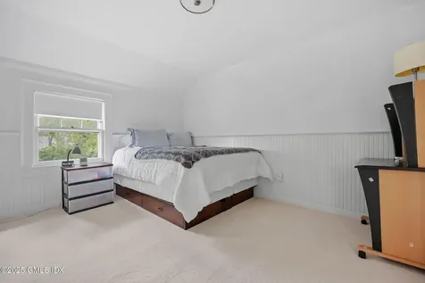 1 Cherry Lane Old Greenwich CT 06870