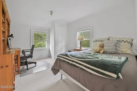 1 Cherry Lane Old Greenwich CT 06870